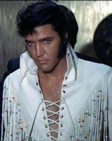 how to cut hair like elvis in the 1970s
