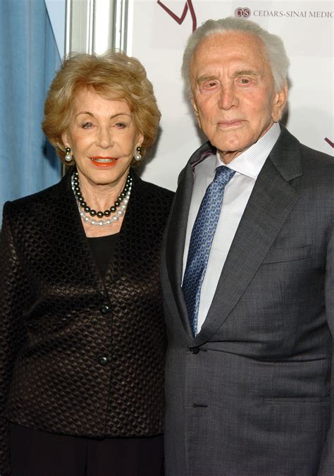 Kirk Douglas ‘leaves His Entire 60m Fortune To Charity And Gives