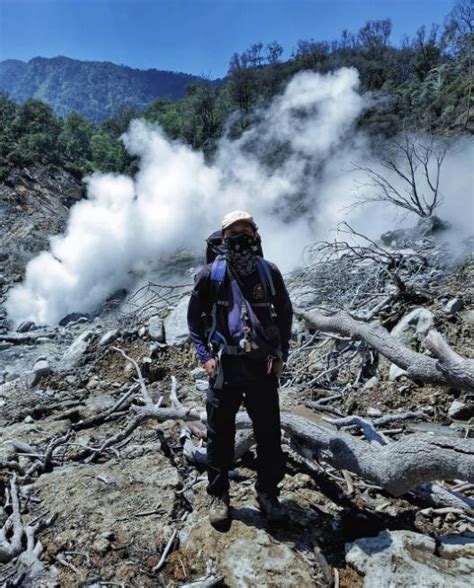 Maybe you would like to learn more about one of these? √ Kawah Ratu: Objek Wisata, Penginapan, Lokasi & Rute ...