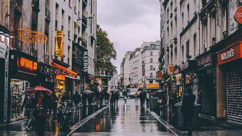 Free Photo Paris Street On A Rainy Day