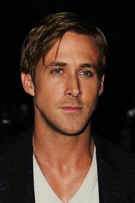 Pin De † En Ryan Gosling《 Ryan Gosling Hombres Atractivos Actores