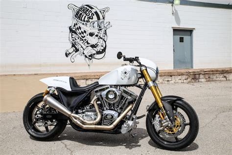 Brawler Gt By Brass Balls Cycles Check It Out Motorcycle Cycling Bike