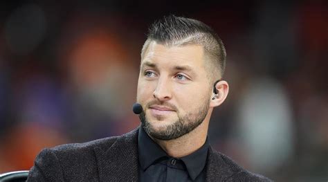 New england patriots signed qb tim tebow. Are People Overreacting to Tim Tebow Joining the ...