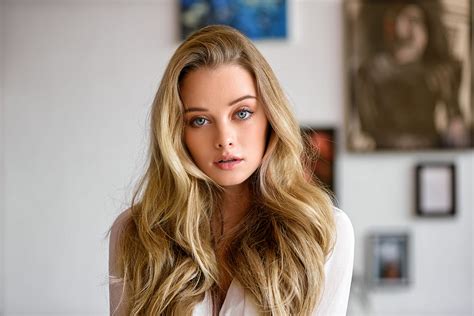 Ivan Warhammer Blonde Portrait Women Indoors Face Model Bokeh Maria Zhgenti Blue Eyes Looking At