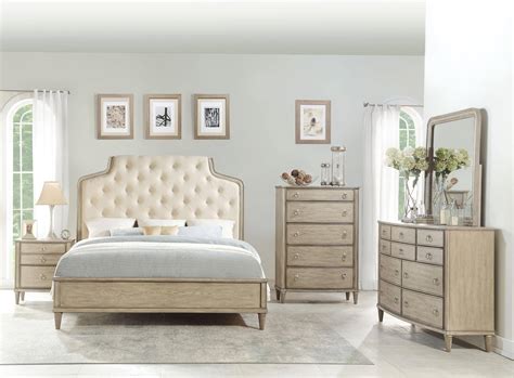 Deals you don't want to miss at unbeatable prices. Queen Tufted Bedroom Set 3P Oak Wood Antique Champagne ...