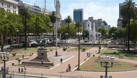Buenos aires, 25 de mayo, fundar: Plaza de Mayo - Buenos Aires (Español)