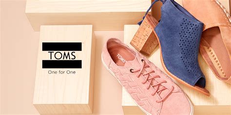 Toms Offers 25 Off Trending Styles From 45 To Update Your Fall Shoes