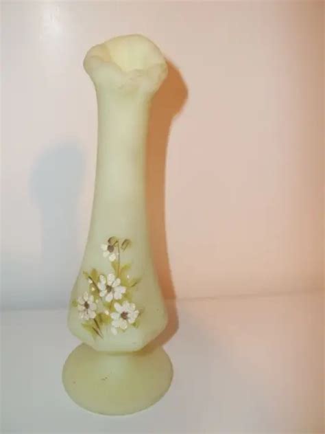 Vintage Fenton Custard Art Glass Swung Bud Vase Hand Painted Signed 6 50 Picclick