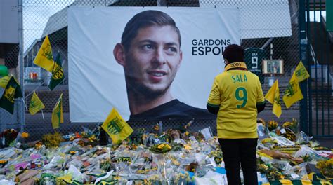 sick morgue photo of argentinian soccer player emiliano sala surfaces on twitter sparks outrage