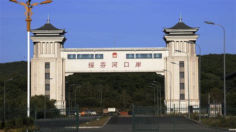 For faster navigation, this iframe is preloading the wikiwand page for 萬華區. 網絡謠傳俄羅斯驅逐150萬華人 中國駐俄大使表態｜香港01｜即時國際