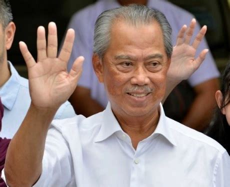 Muhyiddin doğdu muar, johor, malezya. Muhyiddin Yassin Young / Umno Deputy President Chides Umno ...