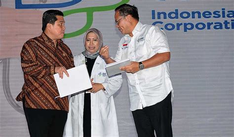 Badan usaha milik negara (bumn) adalah badan usaha yang seluruh atau sebagian besar modalnya dimiliki negara melalui penyertaan secara langsung yang berasal dari kekayaan negara yang. Sinergikan RS BUMN, IHC Gelar 1st Indonesia Healthcare Corporation…