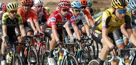 Du samedi 14 août 2021 au dimanche 5 septembre 2021, la vuelta 21 sera composée de 21 étapes et couvrira une distance totale de 3336,1 km. 'Vuelta 2021 start met individuele tijdrit in Burgos ...