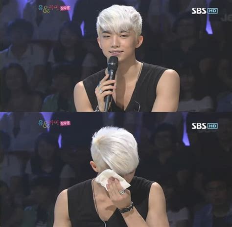 Jang Wooyoung Confesses That He Had A Secret Girlfriend