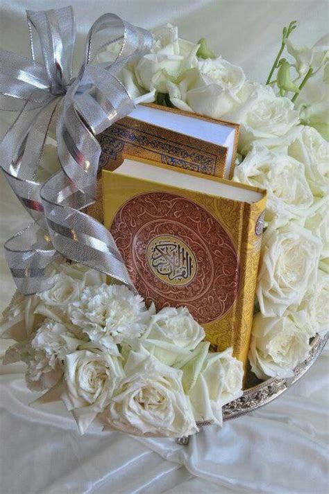 Sedangkan kabul diucapkan mempelai pria. Mahar Seperangkat Alat Sholat, Ada Maknanya - V&CO Jewellery News