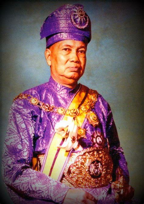 'he who is made lord', jawi: SPB Yang Dipertuan Agong II Almarhum Tuanku Hisamuddin ...
