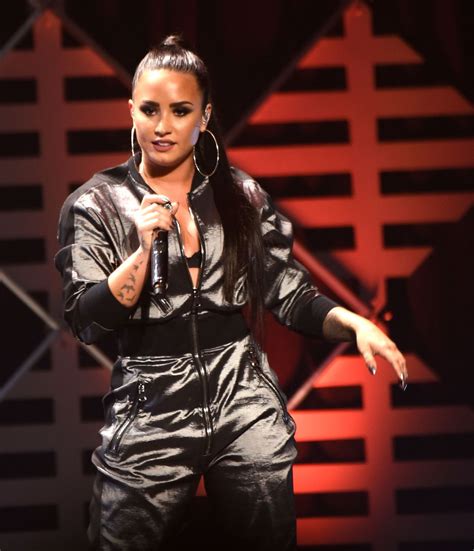 Demi Lovato Performs Live At Jingle Ball 2017 In San Jose Celebmafia