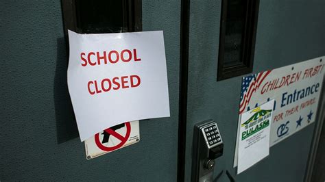 Chicago Public Schools Closed Despite Receiving Nearly 28b In Federal