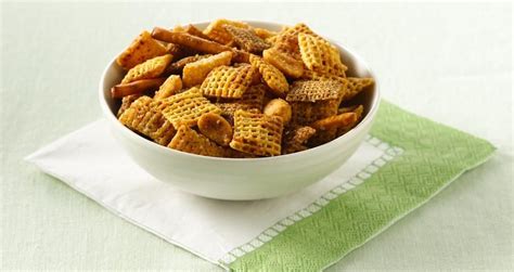 Classic puppy chow comes together in under 10 minutes using just a few simple ingredients. Spicy Chipotle Chex™ Mix --4cups Corn Chex™ cereal 3cups Rice Chex™ cereal 2cups Wheat Chex ...