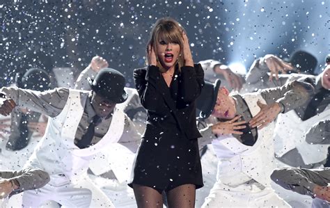 Taylor Swift Bought Her Own Porn Domain Names Cbs News