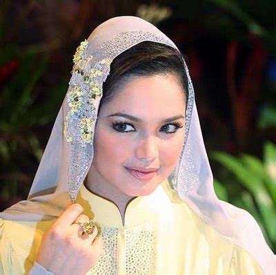 Mencintai beliau umpama mendapatkan kecintaan. Hebatnya Wanita Bernama Siti | Malaysia Top Blogger