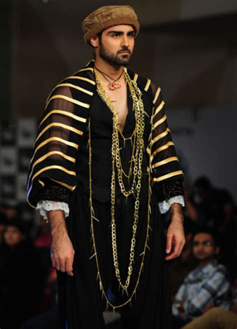 Surprising Mens Fashions In Pakistan