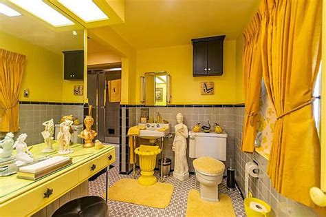 See what your future home will look like and enjoy our low price guarantee! Real Estate Agent Posts 25 Of The Worst Home Design Finds ...