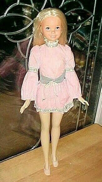 1971 Mattel Best Friend Cynthia Talking Doll 19 Original Clothes Works 2092479598