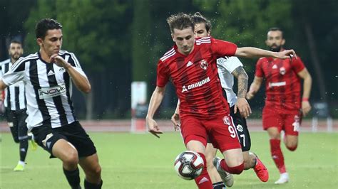 Bugün konuğumuz kerem aktürkoğlu 67 overall ile kariyer moduna başlayan oyuncumuz bakalım maksimum kaç overall'a ulaşabilecek? Galatasaray, Muhammed Kerem Aktürkoğlu'nu transfer etti