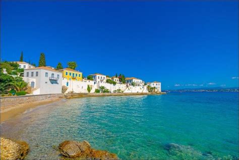 Spetses A Beautiful Resort Island Near Athens Destination Athens