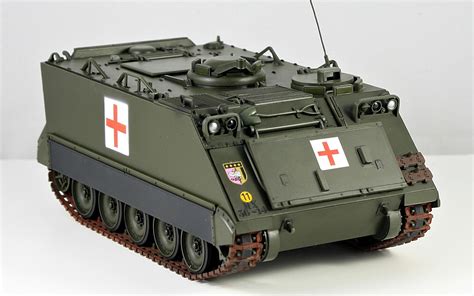 135 Tamiya M113 Ambulance International Scale Modeller