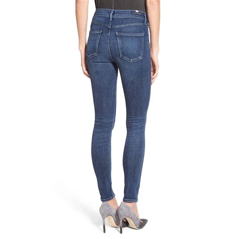 11 Best Jeans For Flat Butts Levis Madewell Frame And More Instyle