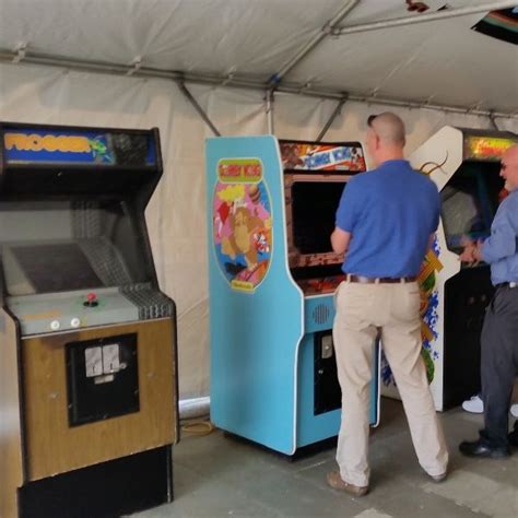 Original Donkey Kong Arcade Machine Phoenix Amusements