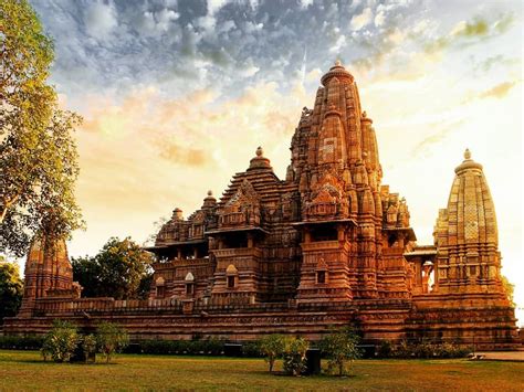 Khajuraho Group Of Monuments Chhatarpur Madhya Pradesh Ancient