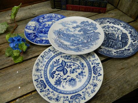 Set Of 4 Vintage Blue And White China Dinner Plates Etsy Blue And White China Blue And