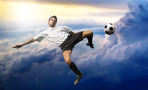 Soccer Hd Wallpaper Background Image 2558x1555