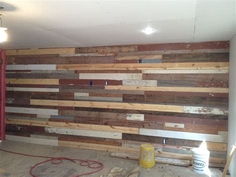 It was incredible to use old flooring and other scrap wood, some ingredients from the kitchen and have it turn into something you'd pay big bucks for! Scrap wood wall | Master Bedroom | Pinterest | Wood walls ...