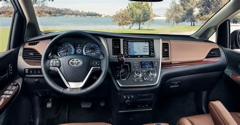 When connected to a compatible cellular phone running the entune app, via radio or usb cable, the system provides a browser and other apps, including those from music s. Your Guide to the Toyota Entune 3.0 Infotainment System