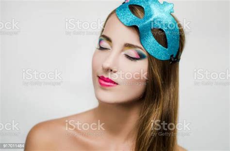 아름 다운 여자 얼굴 컨셉 메이크업 여자에 대한 스톡 사진 및 기타 이미지 여자 한 명의 여자만 사육제 Istock