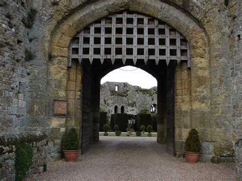 Portcullis Entrance To Amberley Castle Gordon Flickr