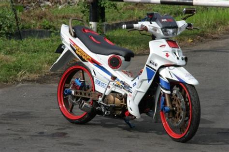 Bahkan hampir seluruh bagian motor harus kita ganti dengan yang racing. MODIFIKASI MOTOR