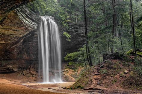 14 Beautiful Ohio Waterfalls To Add To Your Bucket List