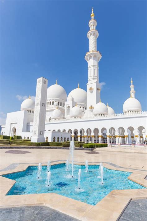 Sheikh Zayed Grand Mosque Abu Dhabi United Arab Emirates Stock Photo
