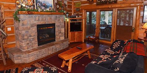 Choose from more than 123 properties, ideal house rentals for families, groups and couples. Pin by Travel Wisconsin on Road Trips | Winter cabin ...