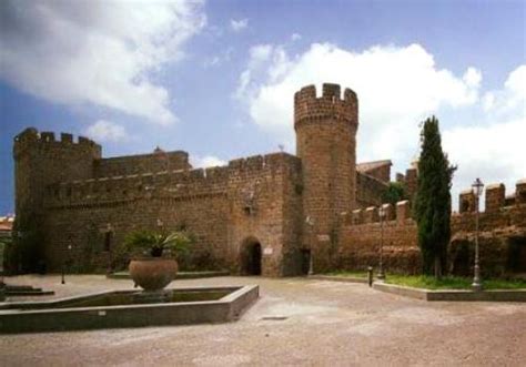 Nata dal fuoco nasce dal fuoco, procida, e del fuoco conserva il ricordo nel calore delle mattine assolate, nei silenzi dei pomeriggi estivi. Cerveteri candidata ''Capitale italiana della cultura 2021 ...