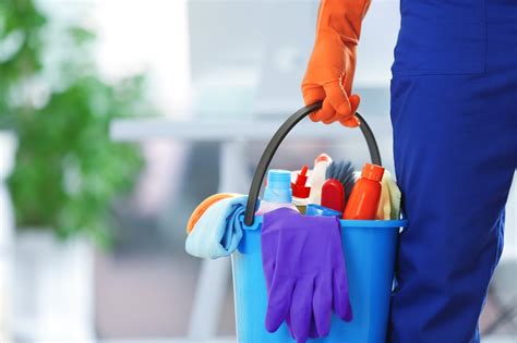 How To Select The Best Cleaning Equipment Supplies For Your Home Or