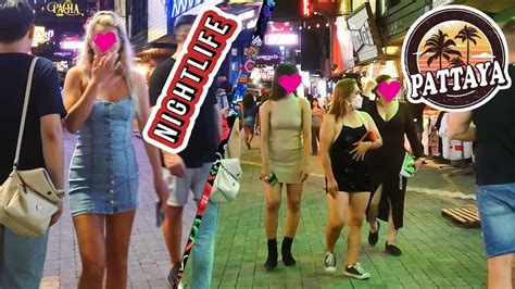 Pattaya Walking Street Nightlife Scenes Beginning Of August K