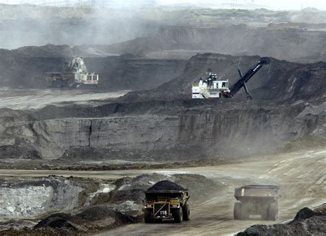 Где не добывают полезные ископаемые шахты котлованы карьеры заводы 90 фото
