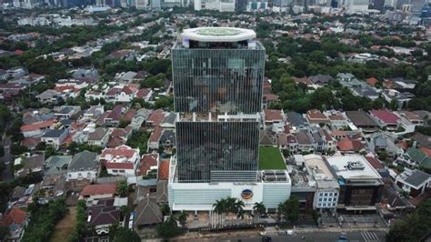 Dilengkapi Teknologi Parkir Vertikal Nasdem Tower Diresmikan Presiden