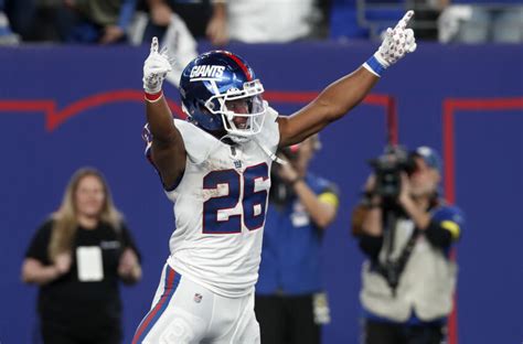 4 Teams Who Could Steal Saquon Barkley From The NY Giants In 2023